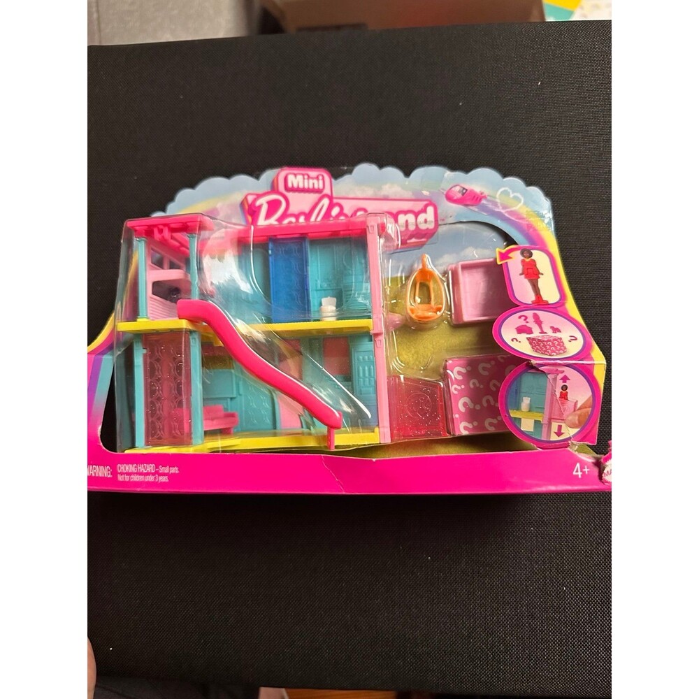 Barbie Mini BarbieLand DreamHouse Including 1.5-Inch Doll